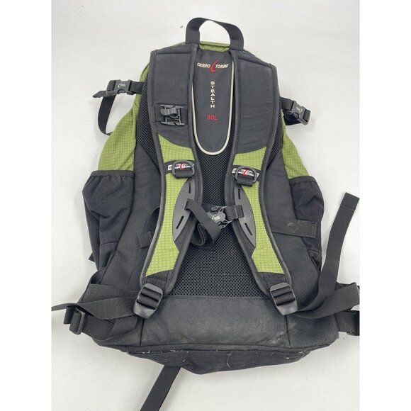 Cerro Torre Stealth‎ 30L Green/Black Hiking Backpack - Picture 12 of 14